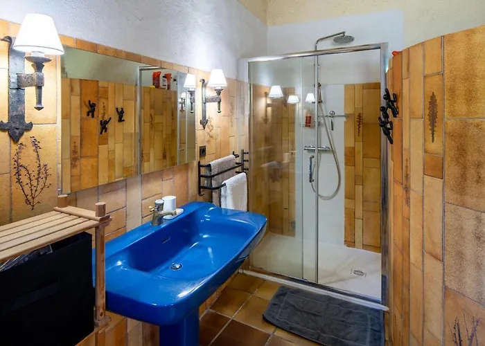 Holiday home Grand Mas Catalan En Pleine Nature Avec Piscine