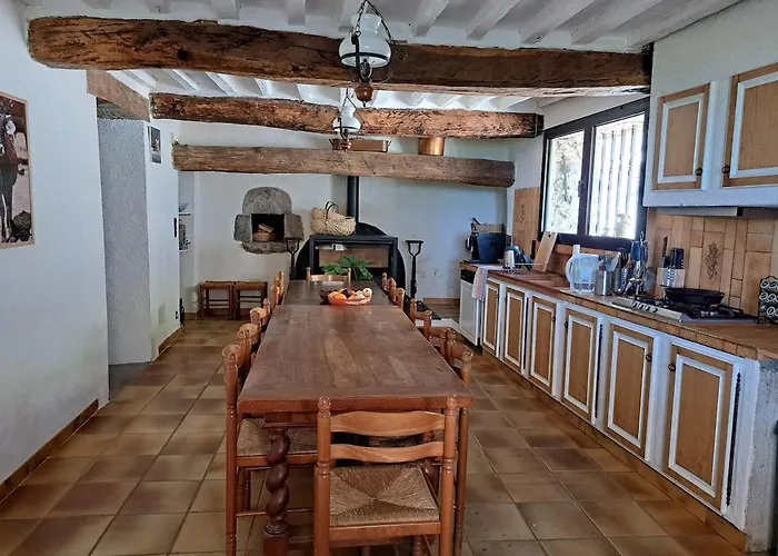 Holiday home Grand Mas Catalan En Pleine Nature Avec Piscine *