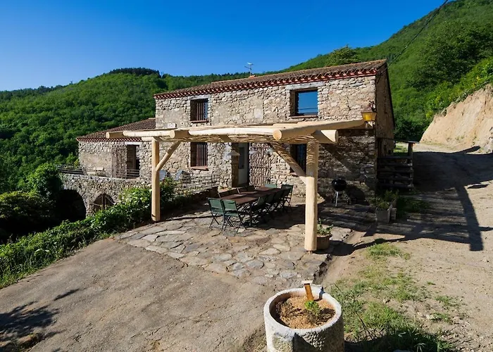 Holiday home Grand Mas Catalan En Pleine Nature Avec Piscine